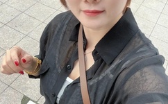 82岁老人参加高考 与老伴并肩回家